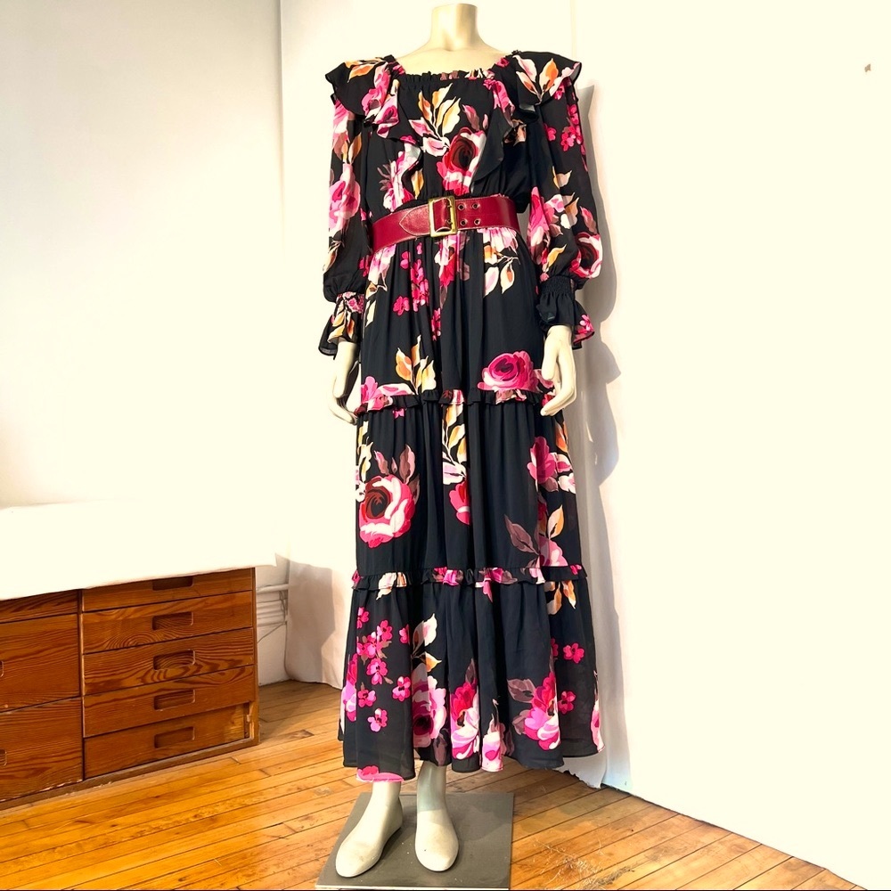 STELLAH Floral Dress